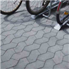 Bender förbandssten Epsilon lagd i förband vid cykelparkering