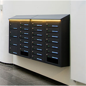 P3N Fastighetsbox Svenskboxen, liggande och stående fack, LED-belysning P3N Fastighetsbox Svenskboxen, liggande och stående fack, LED-belysning